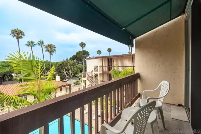 MLS: 250042500 Condo For Sale