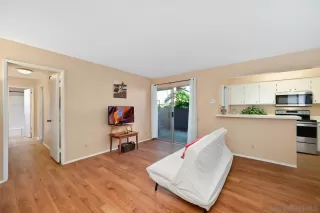 Photo #3: 250042527 Listing