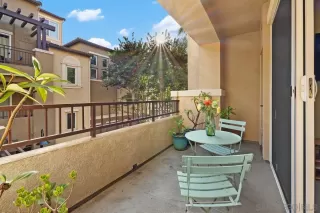 Photo #4: 250042535 Listing