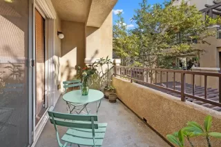 Photo #5: 250042535 Listing