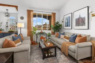 Photo #5: 250042543 Listing