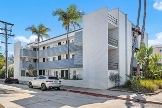 Photo #2: 250042559 Listing 