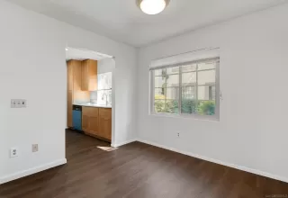 Photo #4: 250042592 Listing