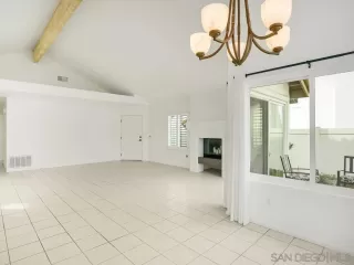 Photo #3: 250042594 Listing 