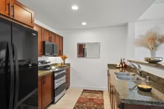 Photo #2: 250042595 Listing