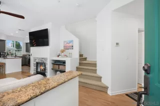 Photo #5: 250042626 Listing 