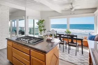 Photo #4: 250042628 Listing