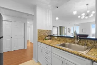 Photo #5: 250042634 Listing
