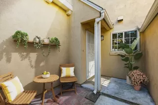 Photo #2: 250042643 Listing 