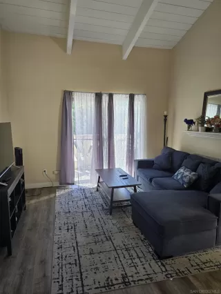 Photo #3: 250042646 Listing