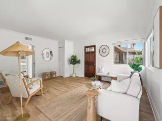 Photo #4: 250042661 Listing 