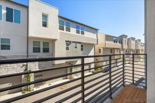 Photo #6: 250042679 Listing