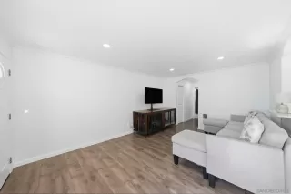 Photo #6: 250042680 Listing