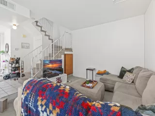 Photo #4: 250042706 Listing