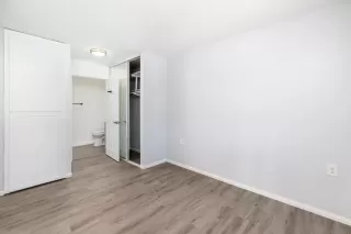 Photo #4: 250042786 Listing 