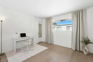 Photo #3: 250042788 Listing