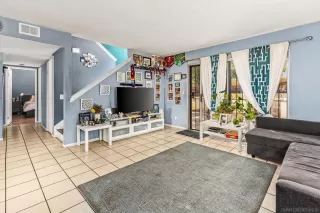 Photo #3: 250042791 Listing