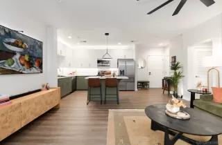 Photo #5: 250042800 Listing 