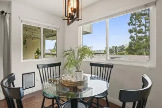 Photo #6: 250042802 Listing