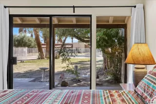 Photo #4: 250042809 Listing