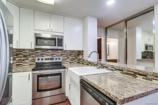 Photo #6: 250042810 Listing