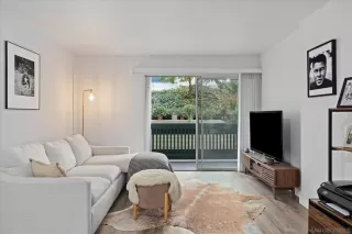 Photo #2: 250042850 Listing