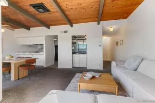 Photo #6: 250042862 Listing