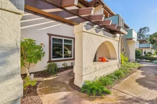 Photo #2: 250042864 Listing