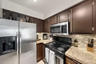 Photo #3: 250042865 Listing