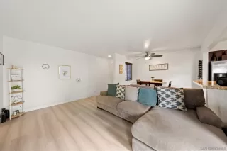 Photo #6: 250042865 Listing