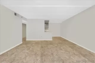 Photo #5: 250042870 Listing