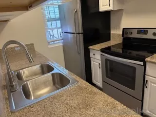 Photo #1: 250042872 Listing 