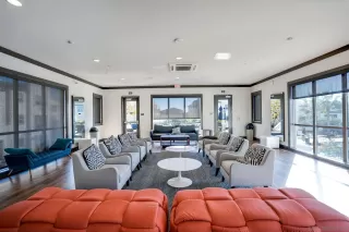 Photo #6: 250042881 Listing