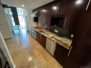 Photo #2: 250042886 Listing