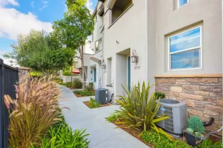 Photo #3: 250042891 Listing