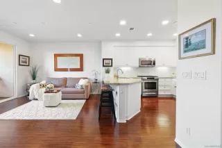 Photo #4: 250042891 Listing