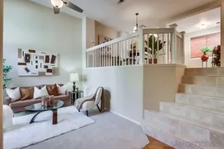 Photo #6: 250042907 Listing