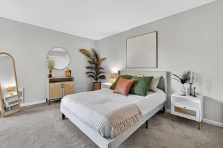 Photo #5: 250042944 Listing