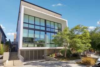 Photo #1: 250042949 Listing