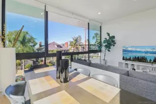 Photo #4: 250042949 Listing