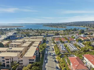 Photo #5: 250042955 Listing