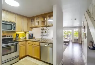 Photo #6: 250042961 Listing