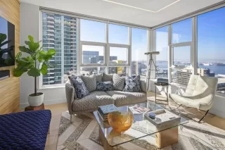 Photo #2: 250042983 Listing