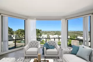 Photo #2: 250042988 Listing