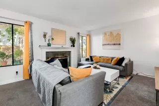 Photo #5: 250042994 Listing