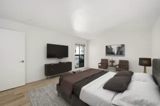 Photo #5: 250042998 Listing