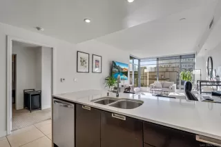 Photo #3: 250043026 Listing 