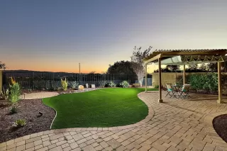 Photo #2: 250043029 Listing 