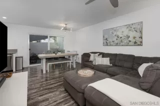 Photo #1: 250043045 Listing