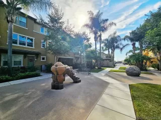 Photo #1: 250043077 Listing 